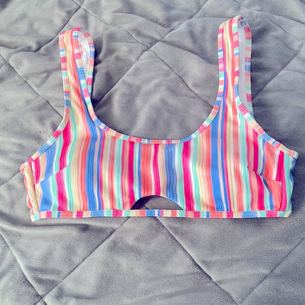 Bathing suit top